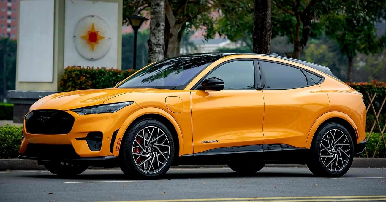 cầm xe ô tô con giá cao